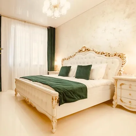 Hotel Azimuth